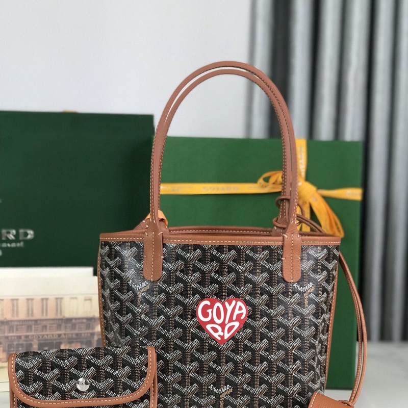 Go*ard shopping bags